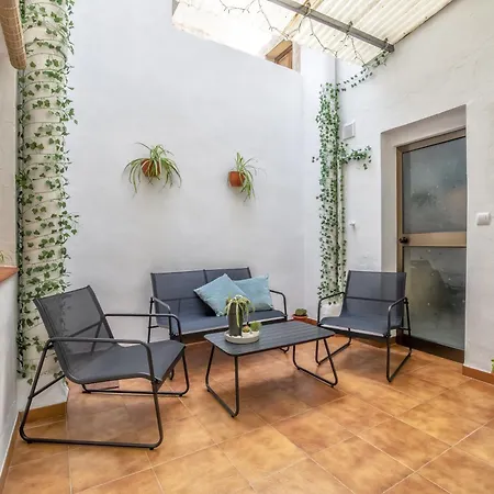 Jade Apto & Two Patios Апартаменты *